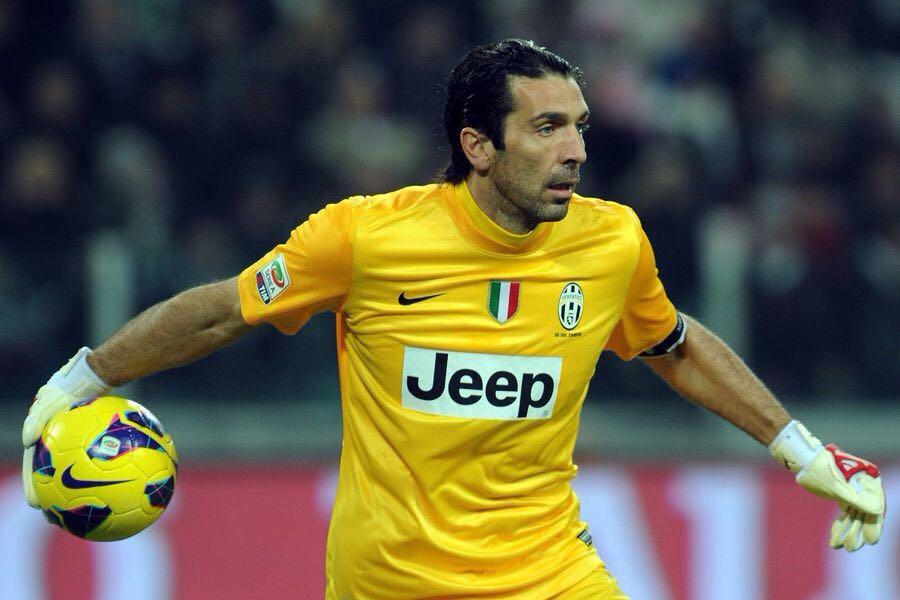 他不仅在比 他不仅在比