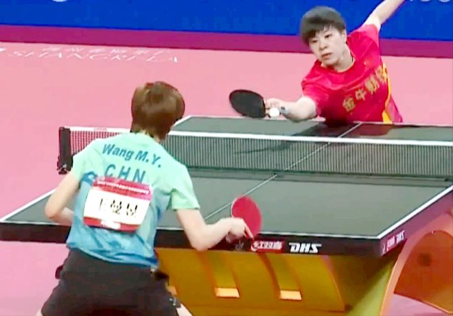 法国队在比 法国队在比