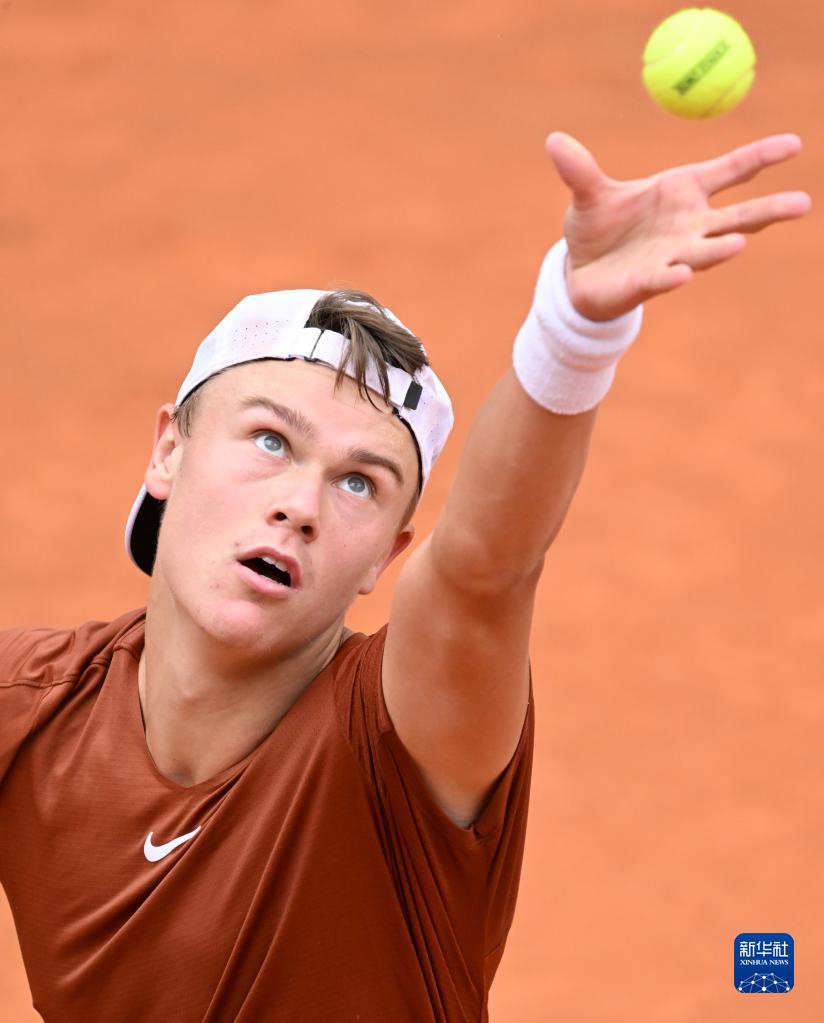 因此在媒体 因此在媒体