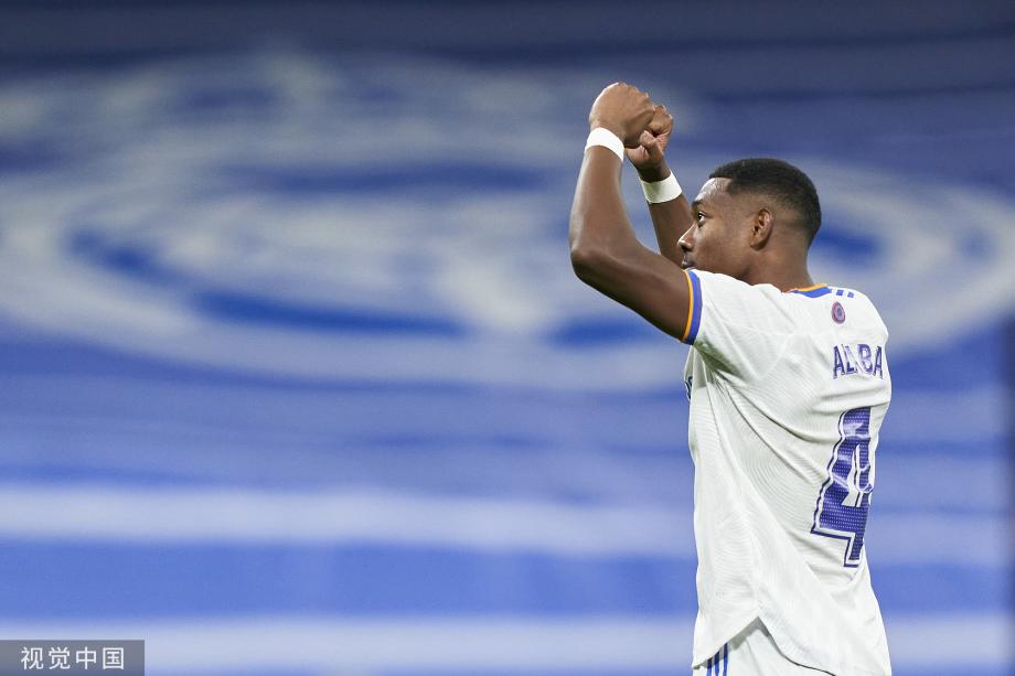 於他為球隊 於他為球隊